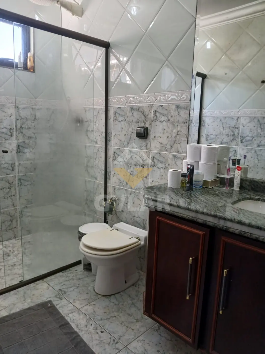 SOBRADO A VENDA NA MOOCA - AMPLO COM 3 PAVIMENTOS E 3 VAGAS